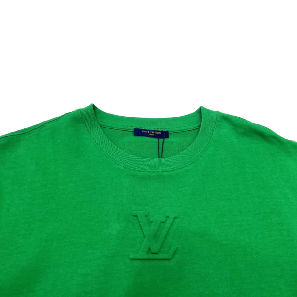 Louis Vuitton	44