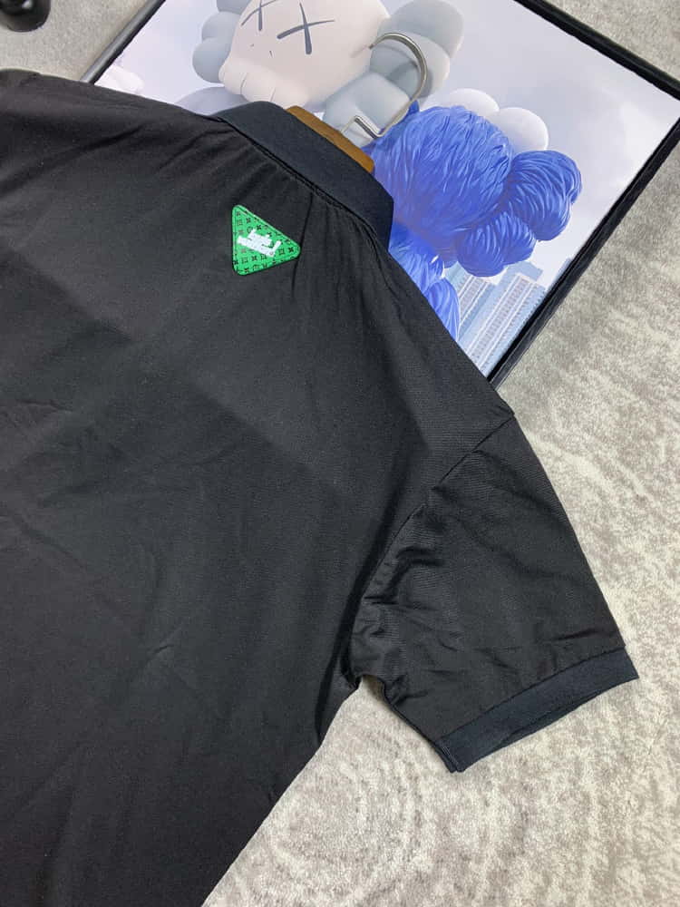 Louis Vuitton	222
