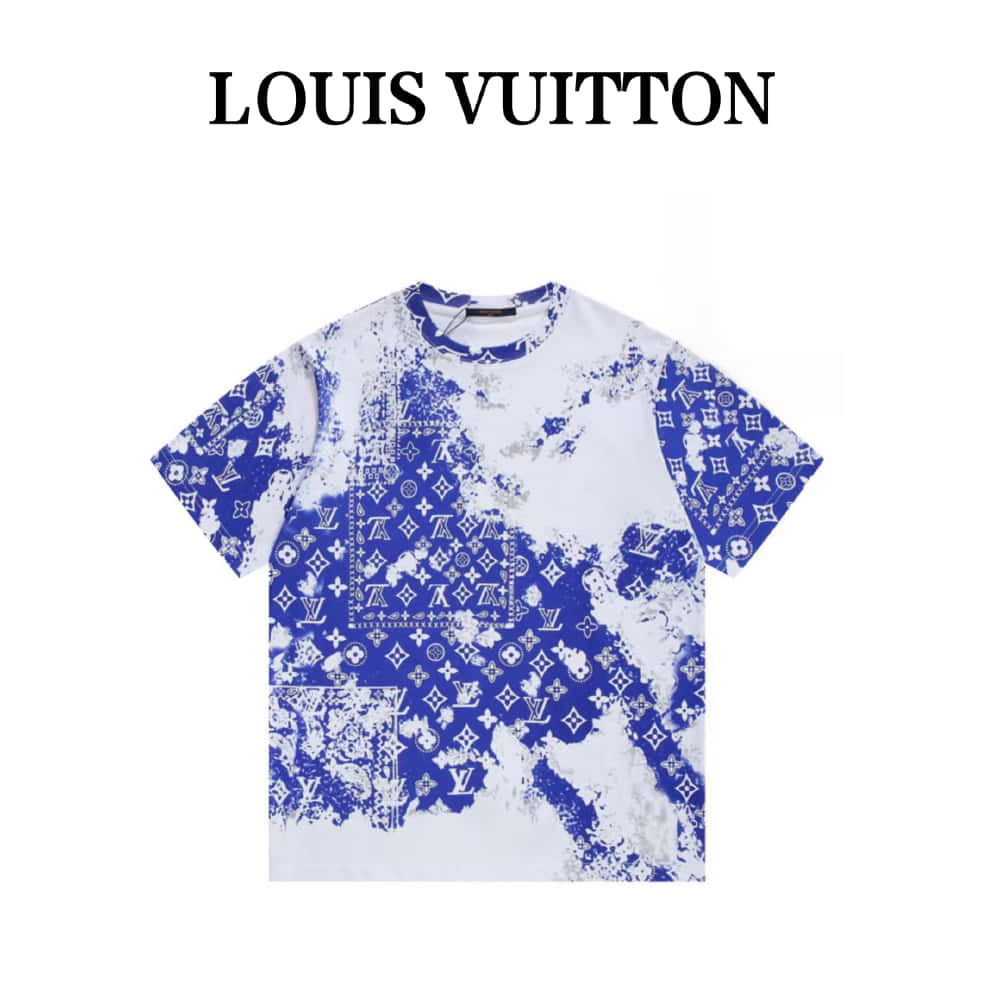 Louis Vuitton	240
