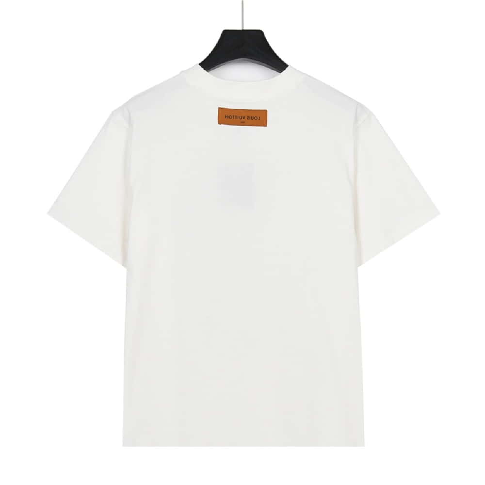 Louis Vuitton	329