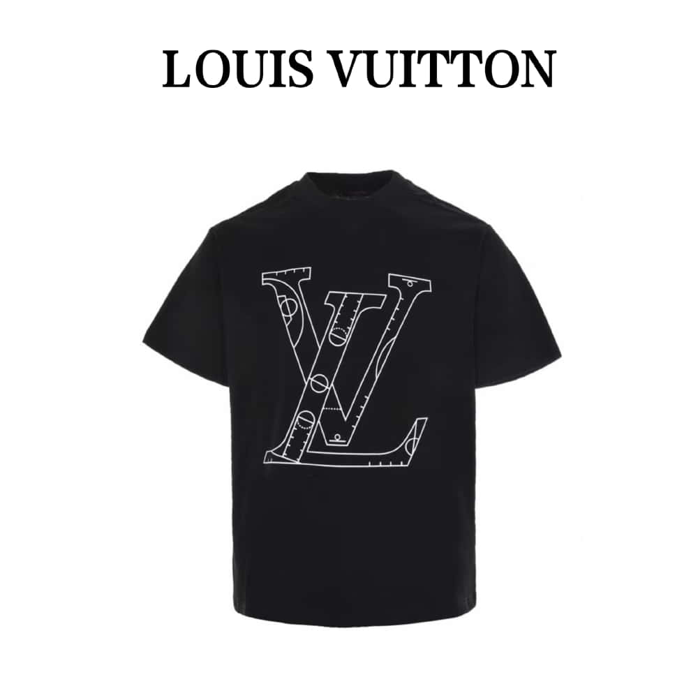 Louis Vuitton	444