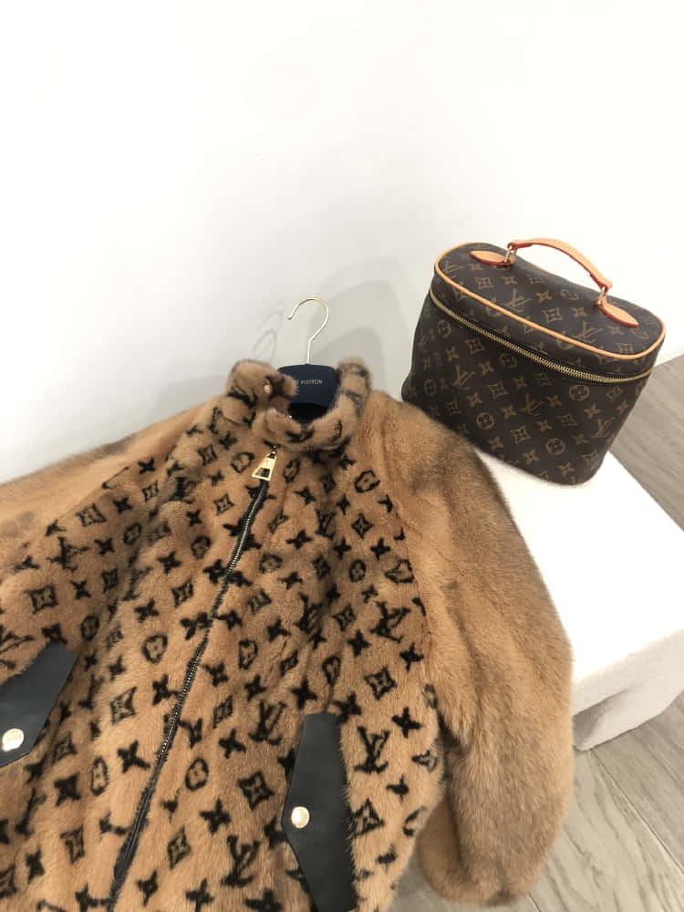 Louis Vuitton	481