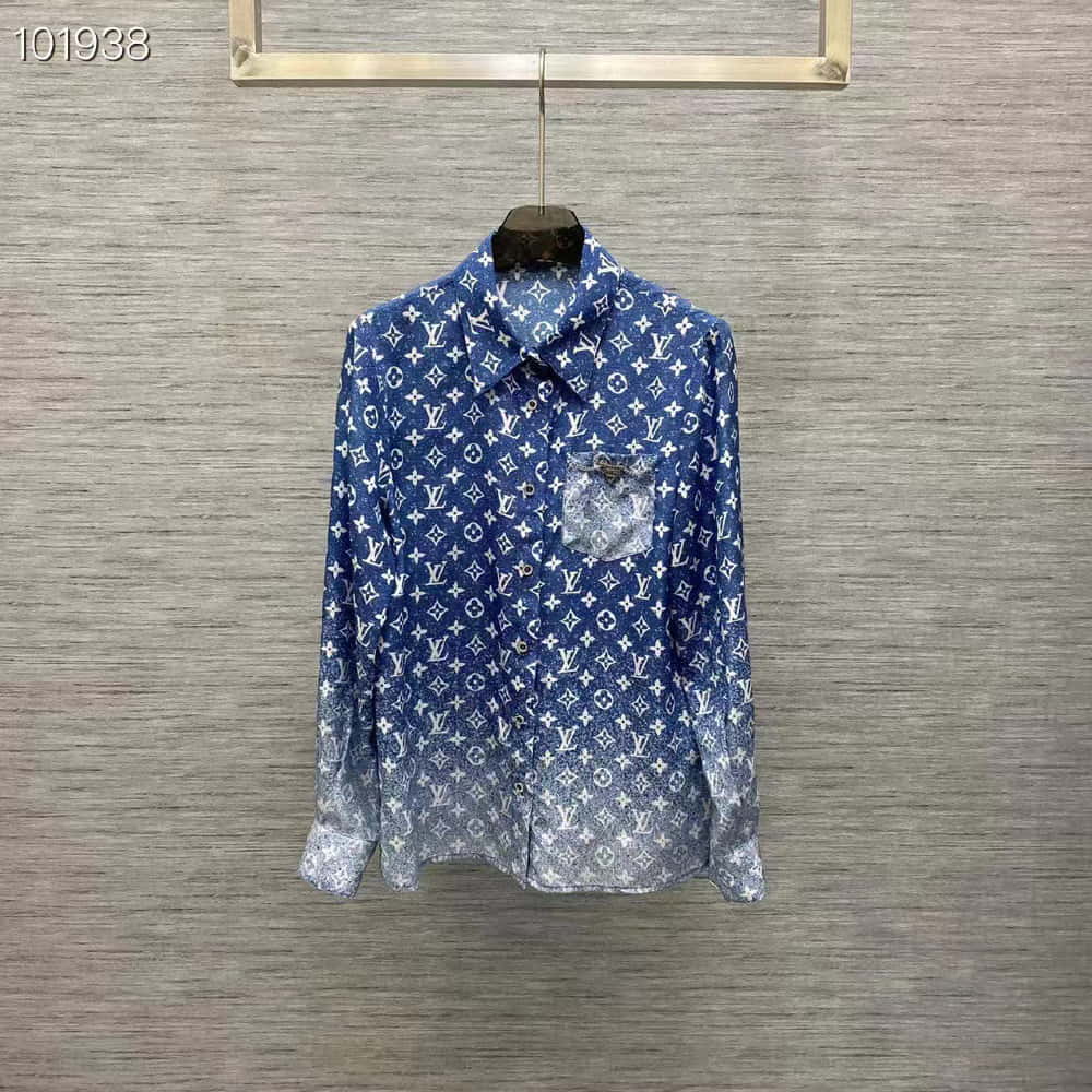 Louis Vuitton	608