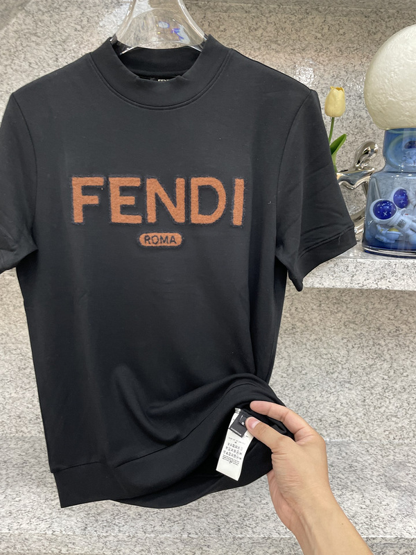 FENDI 0943