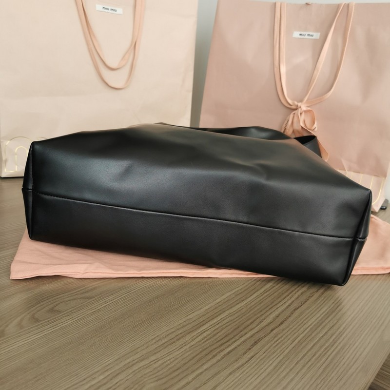 Miu Miu 0277