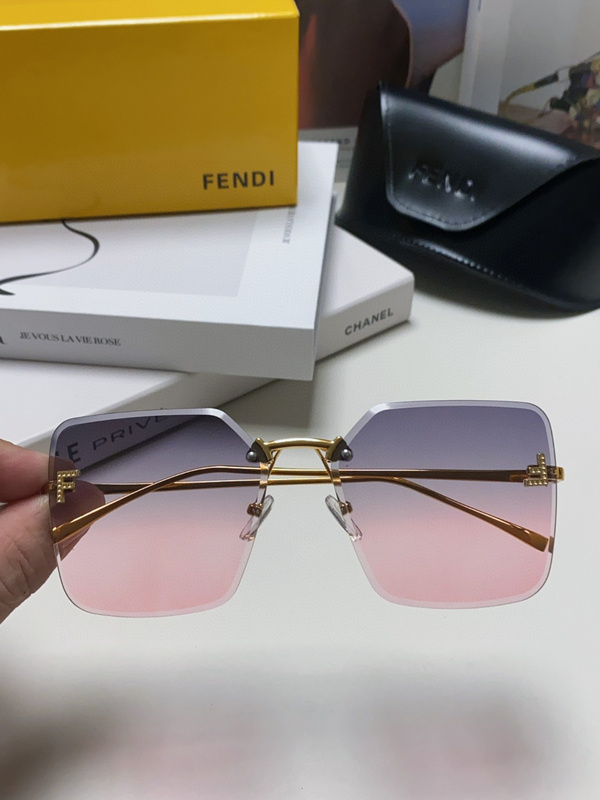 FENDI 0074 (2)