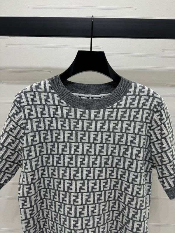 FENDI 0711