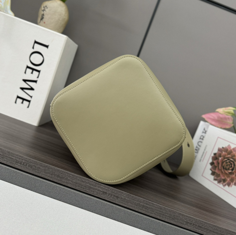 Loewe0225