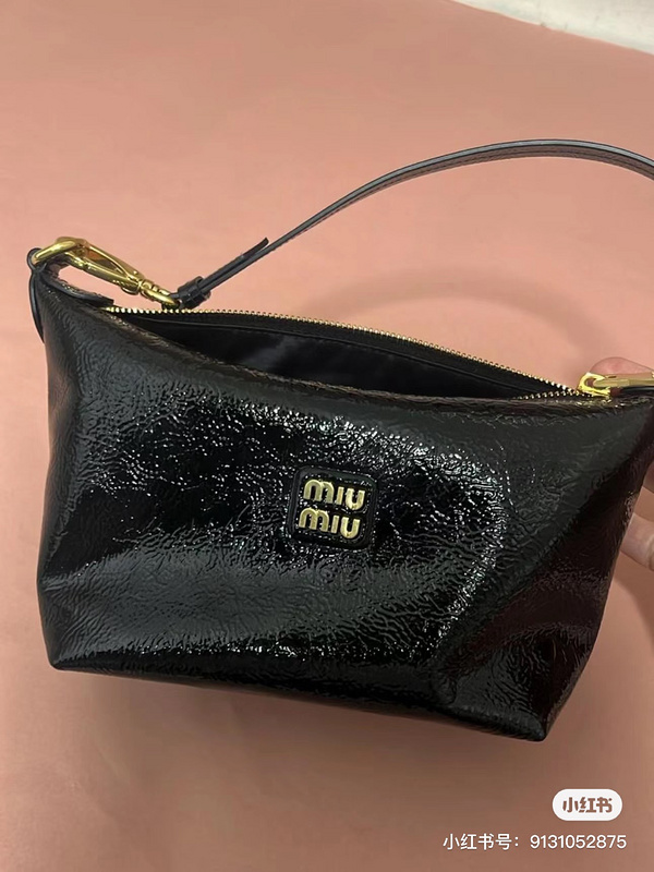 Miu Miu 0482