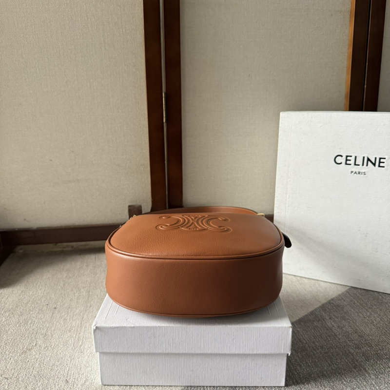 CELINE 0123 (4)