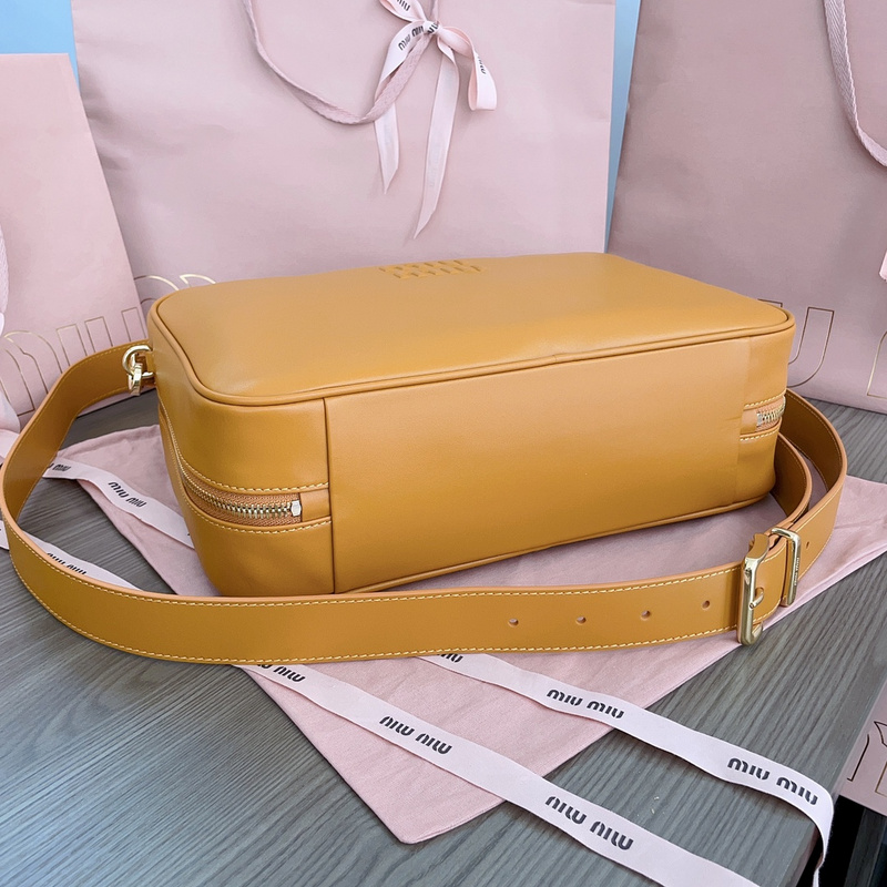 Miu Miu 0195