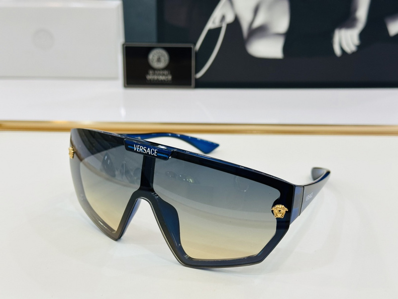 VERSACE 0157