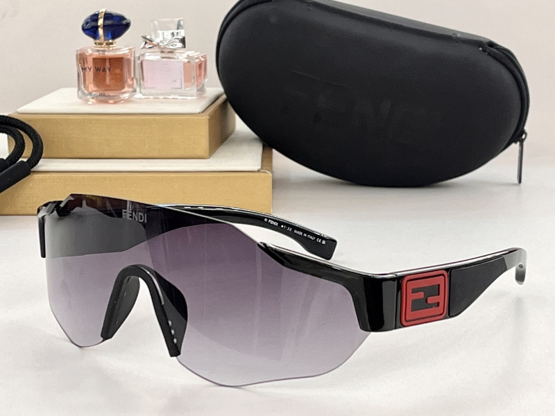 FENDI 0044 (2)