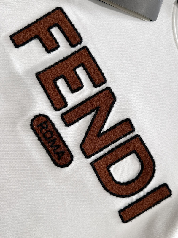 FENDI 0833