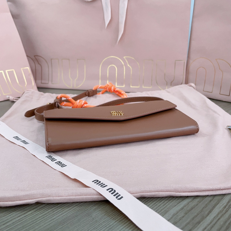 Miu Miu 0305