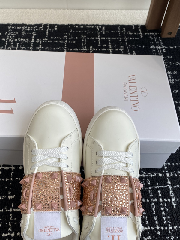 Valentino 0046 (2)
