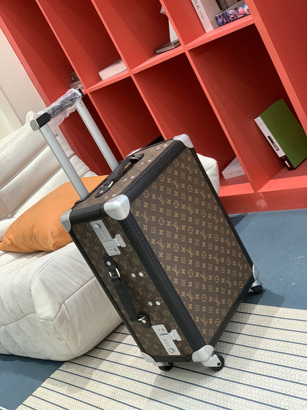 Pull rod case 0016