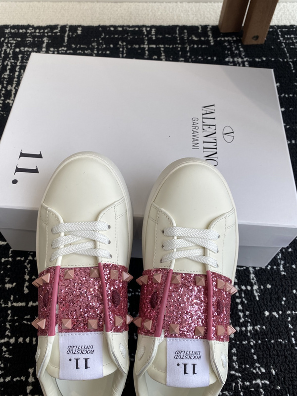 Valentino 0042 (2)