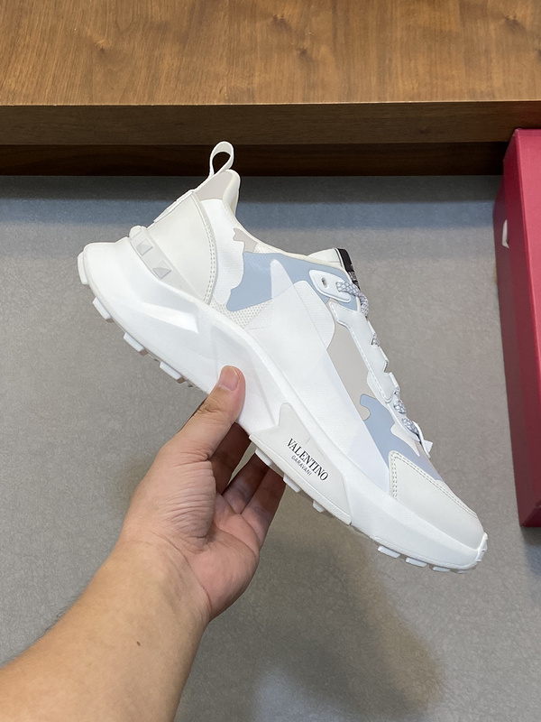 Valentino 0033 (1)