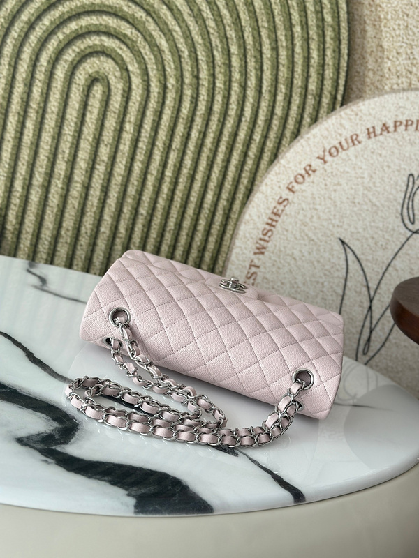 Chanel 0536