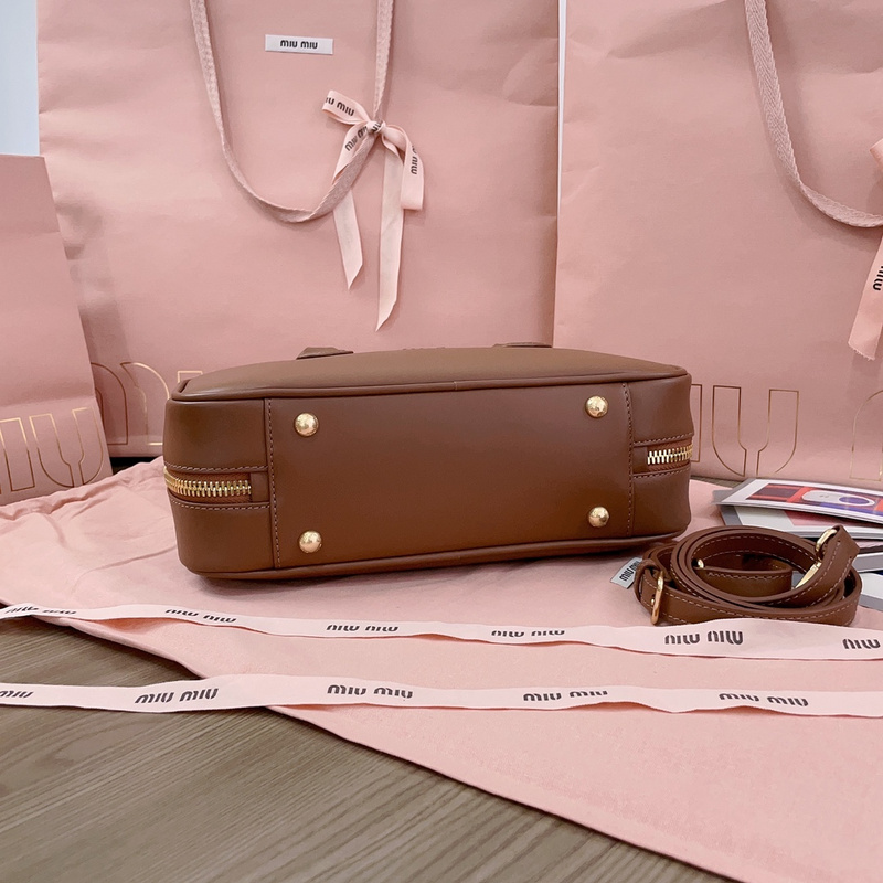 Miu Miu 0500
