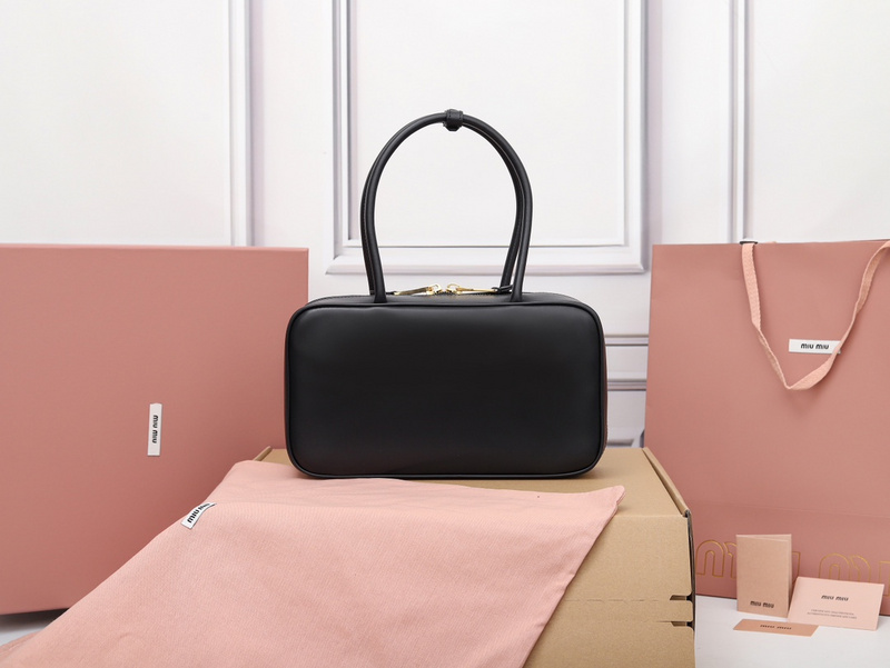 CELINE 0169 (3)