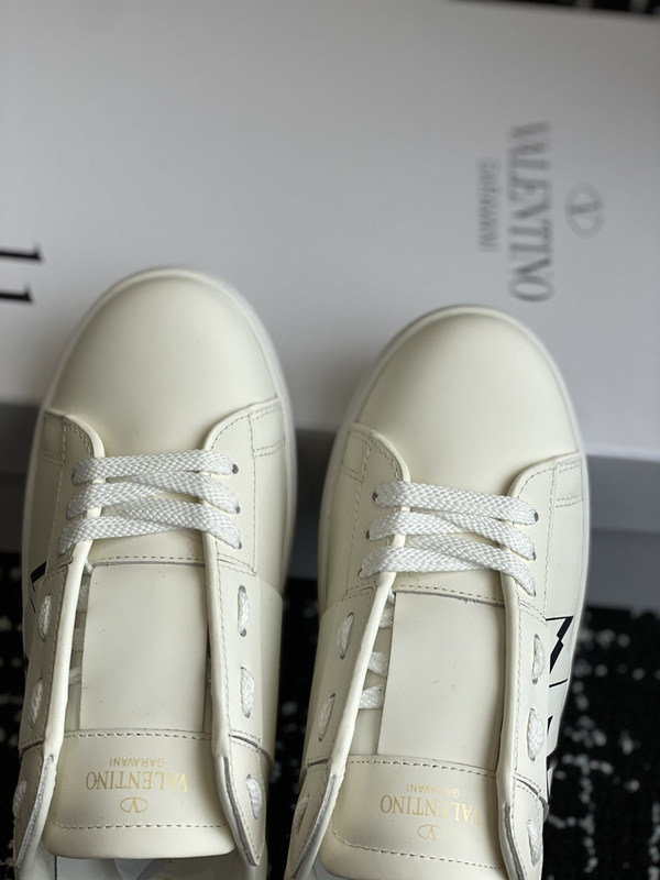 Valentino 0022 (3)