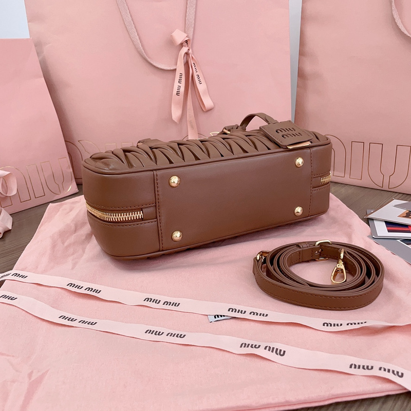 Miu Miu 0492
