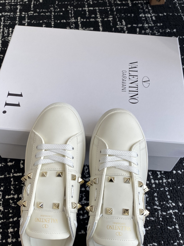 Valentino 0008 (3)