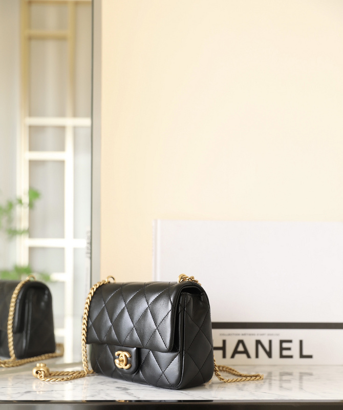 Chanel 0668