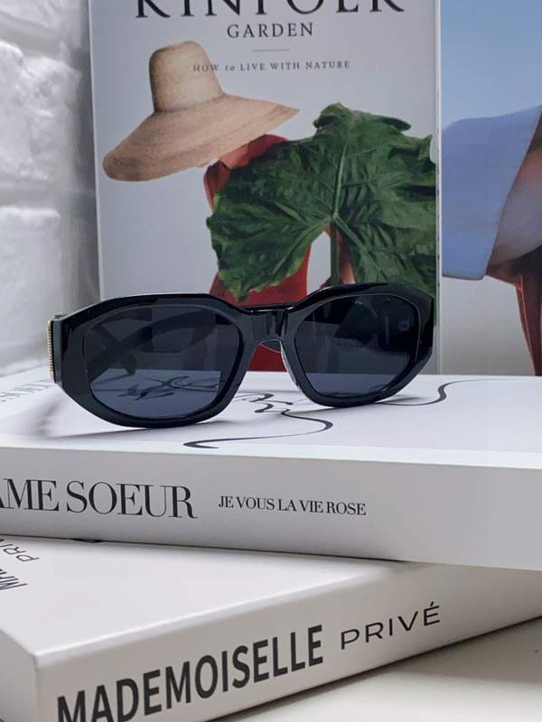 VERSACE 0022