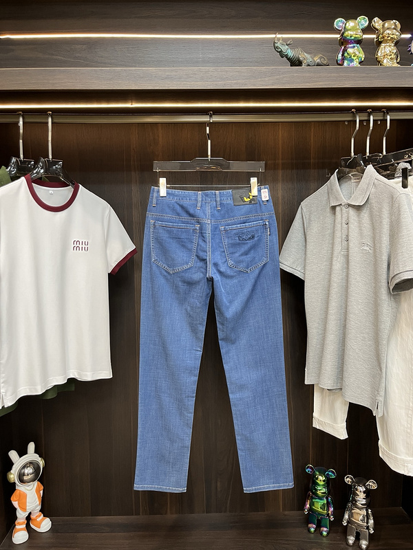 FENDI 0526 (1)