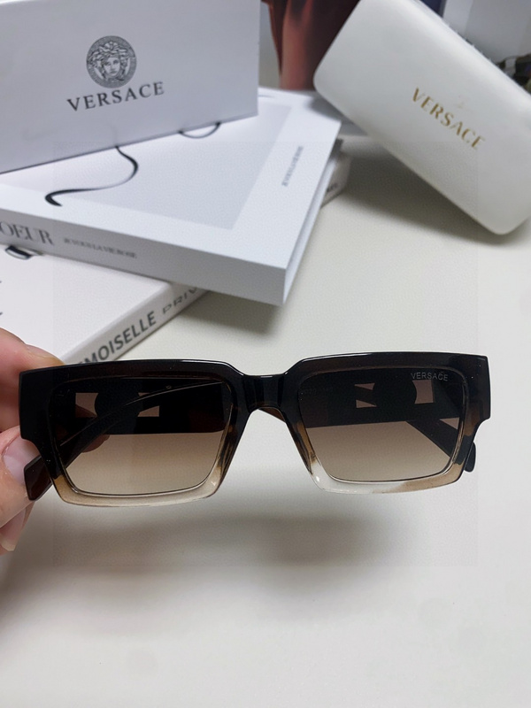 VERSACE 0050