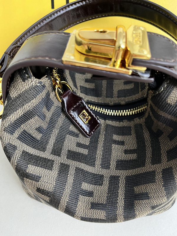 FENDI 0140 (3)