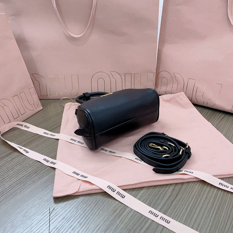 Miu Miu 0284