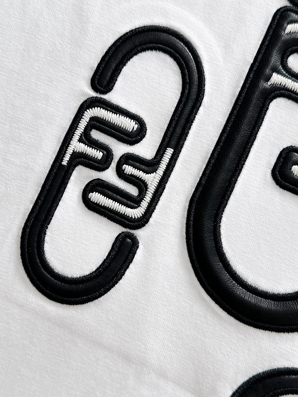 FENDI 1071
